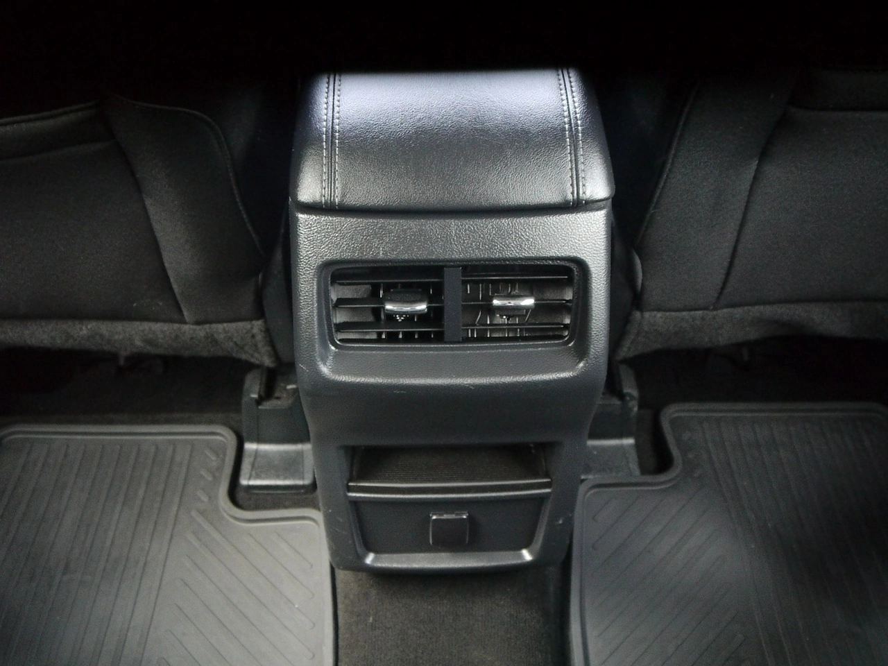 Ford S-Max - Zdjęcie 25