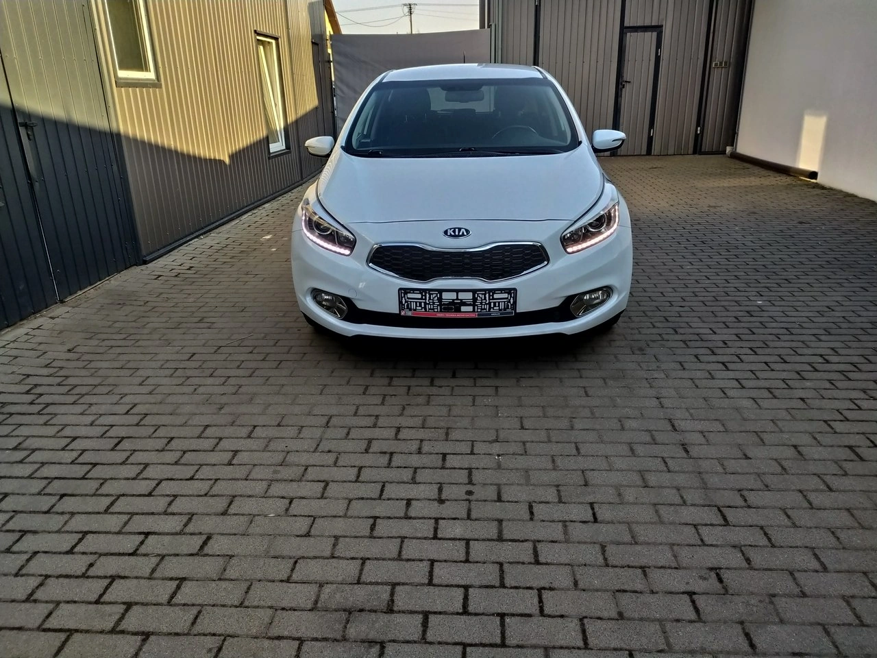 Kia Ceed - Zdjęcie 9