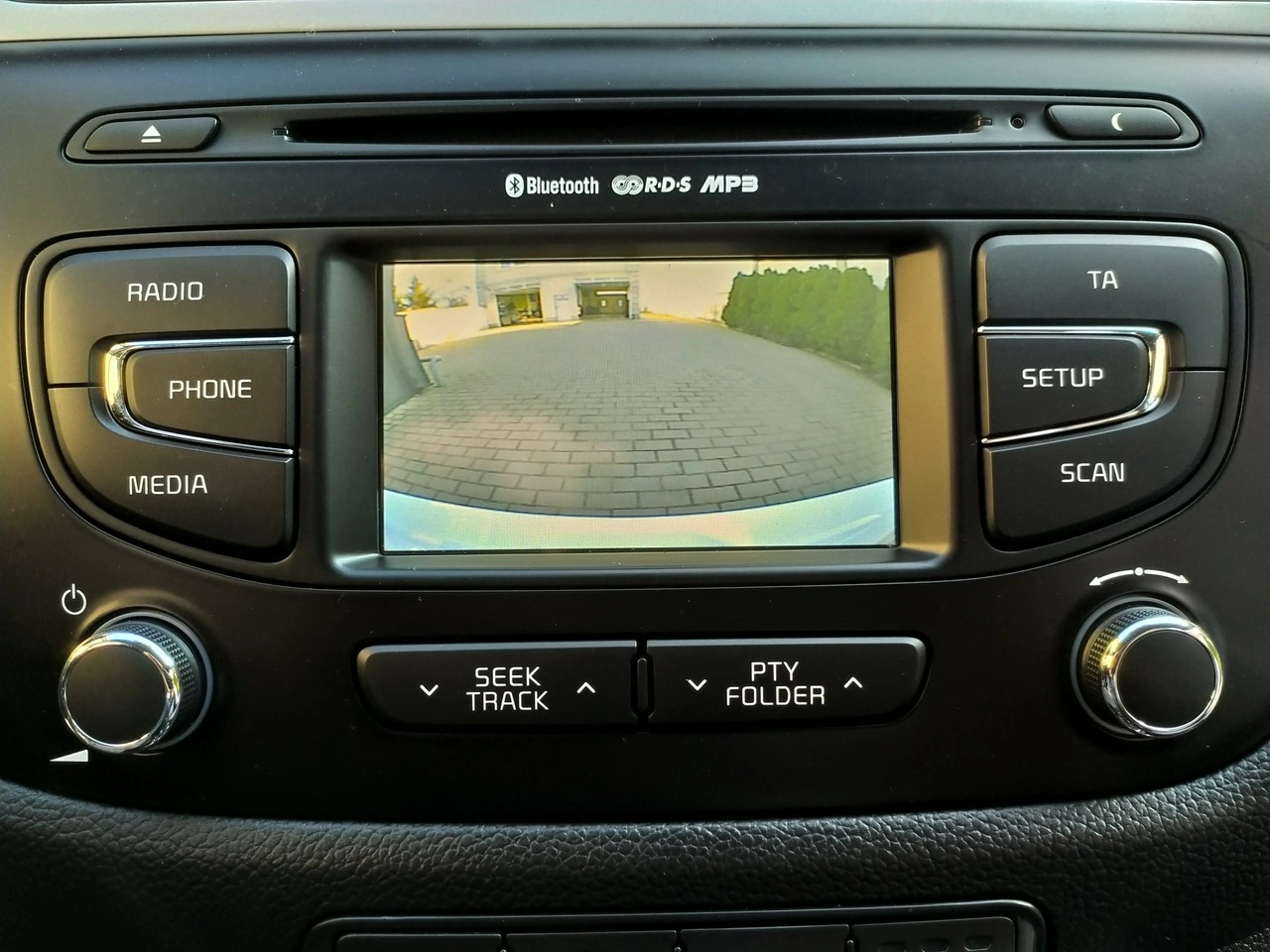 Kia Ceed - Zdjęcie 18