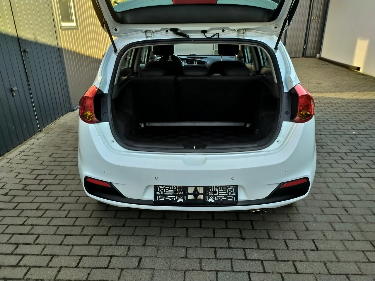 Kia Ceed - Zdjęcie 20