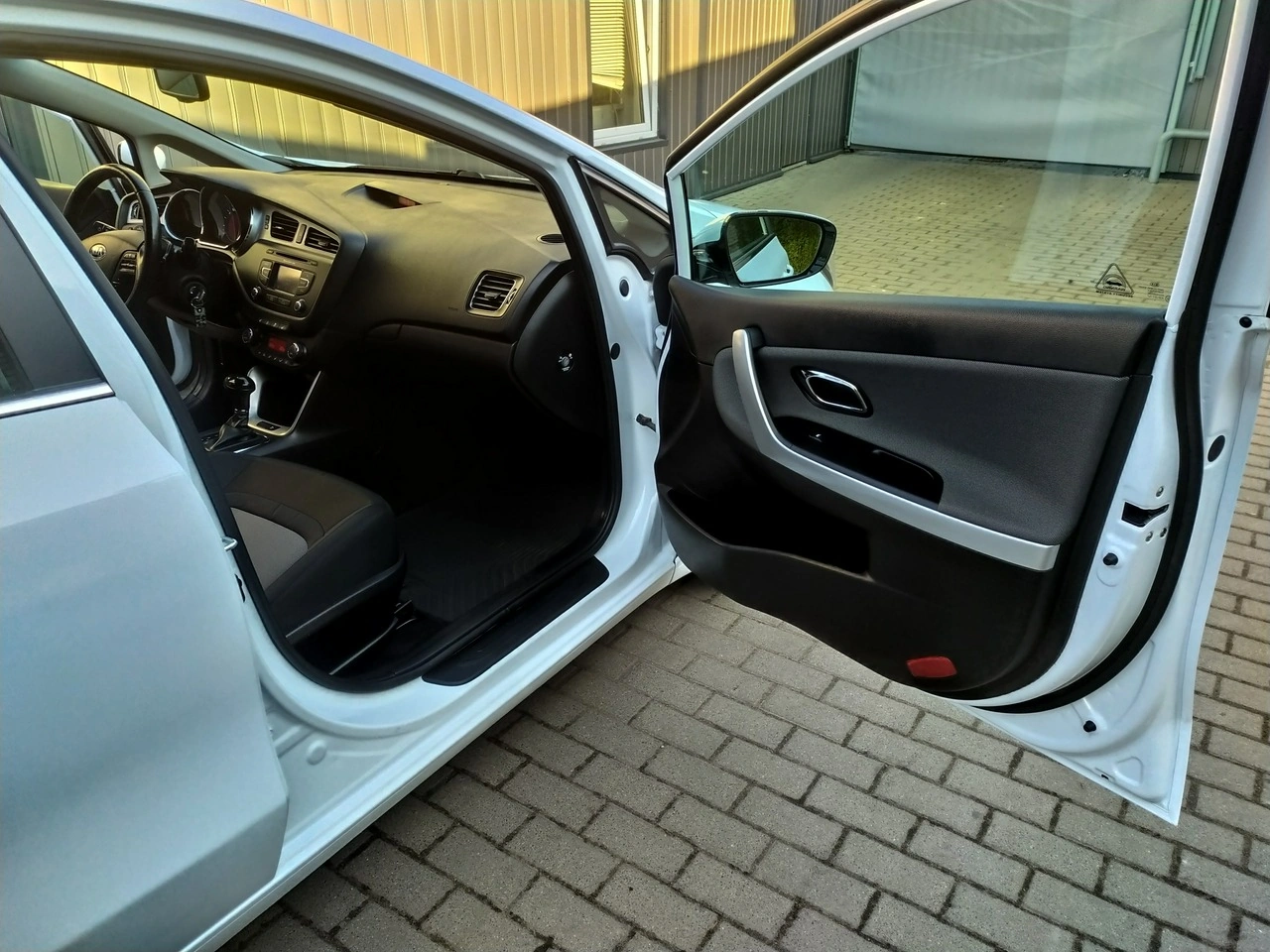 Kia Ceed - Zdjęcie 22