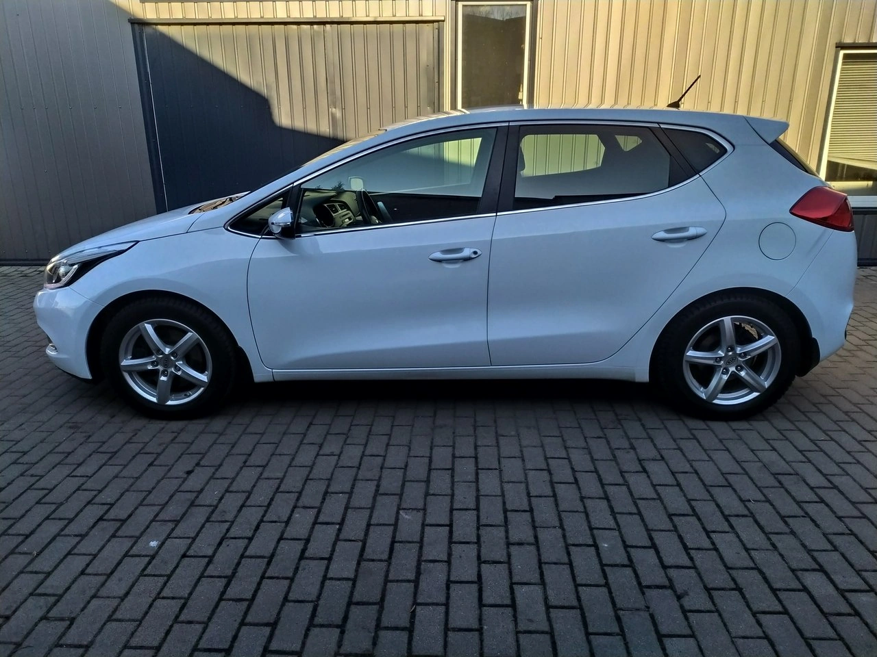 Kia Ceed - Zdjęcie 3