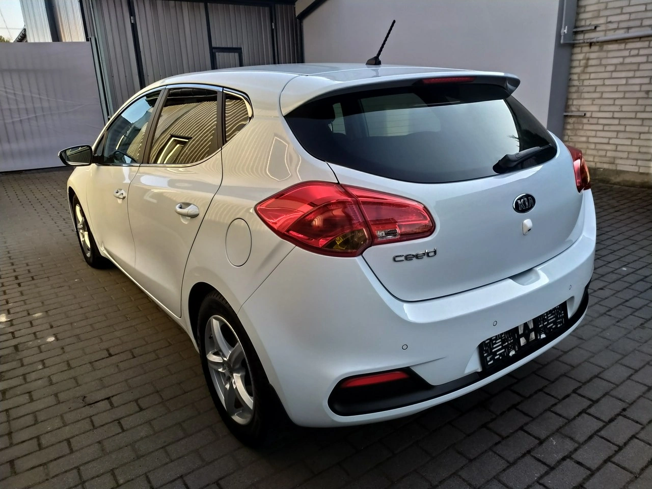 Kia Ceed - Zdjęcie 4