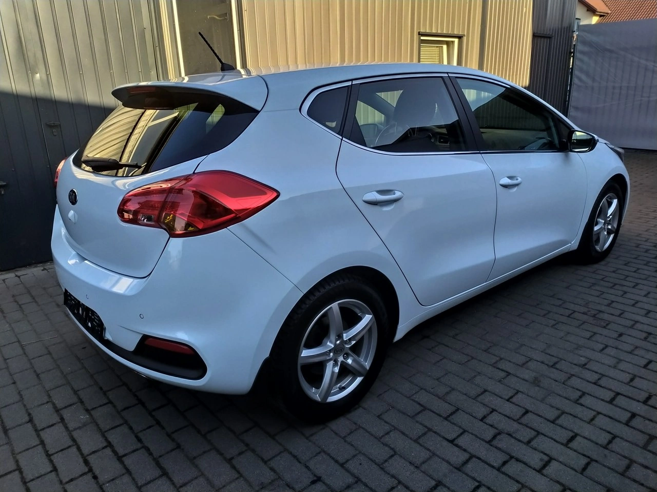 Kia Ceed - Zdjęcie 6