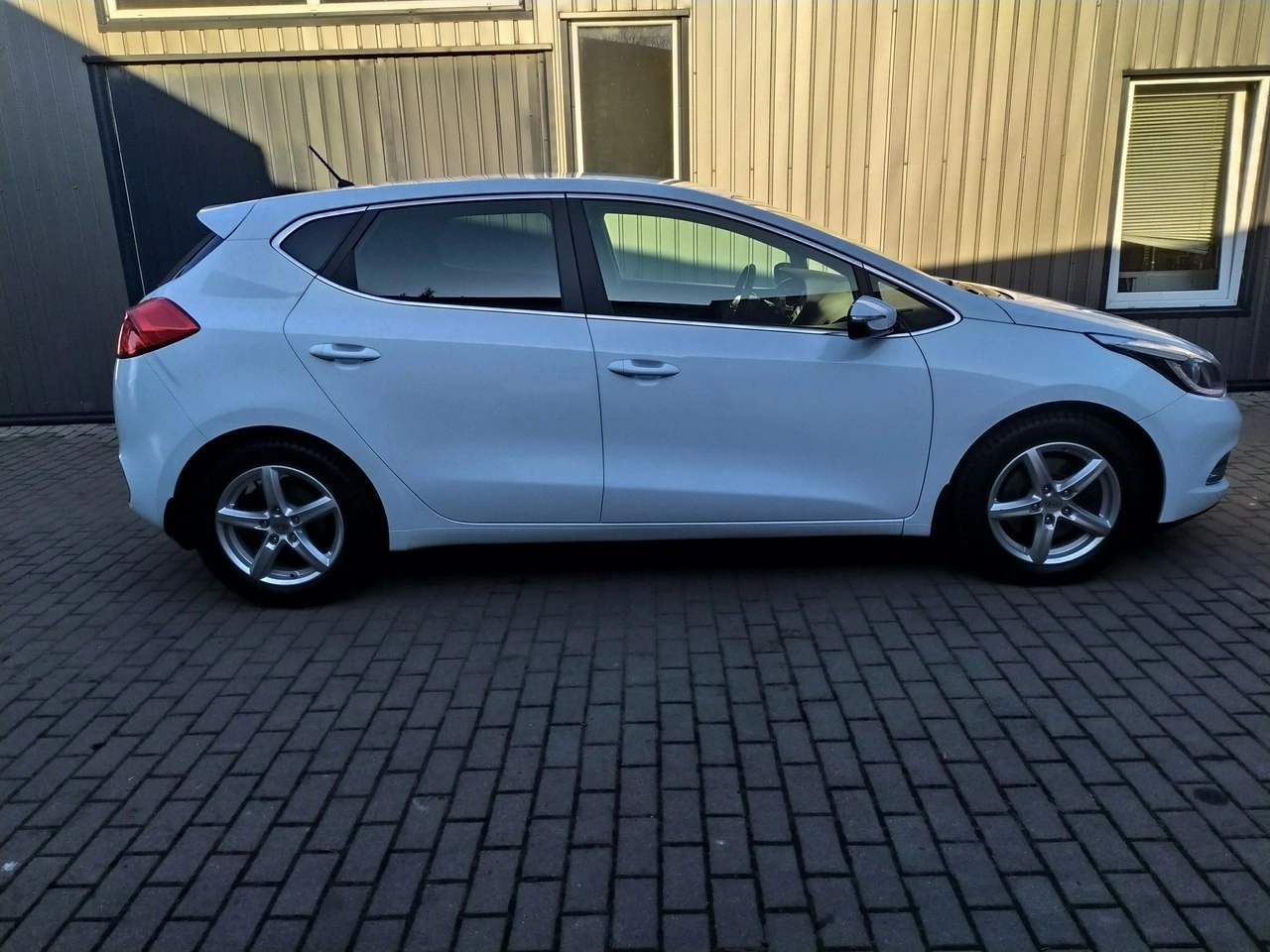 Kia Ceed - Zdjęcie 7