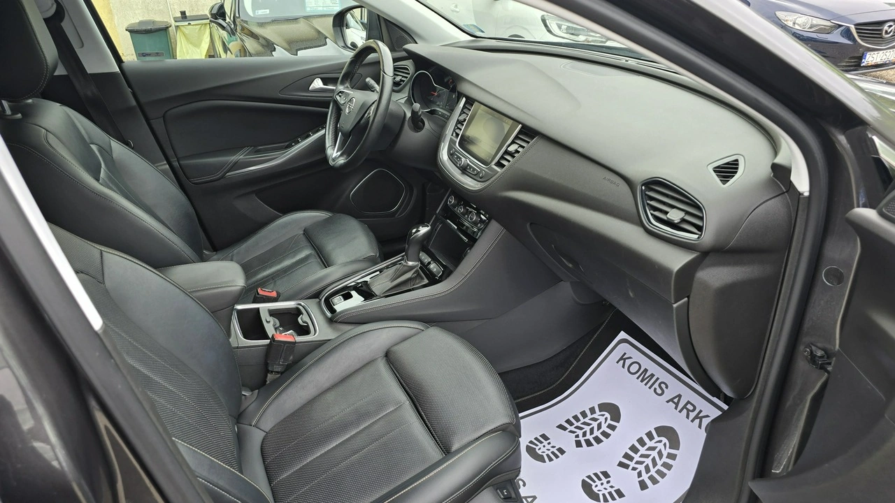 Opel Grandland X - Zdjęcie 11