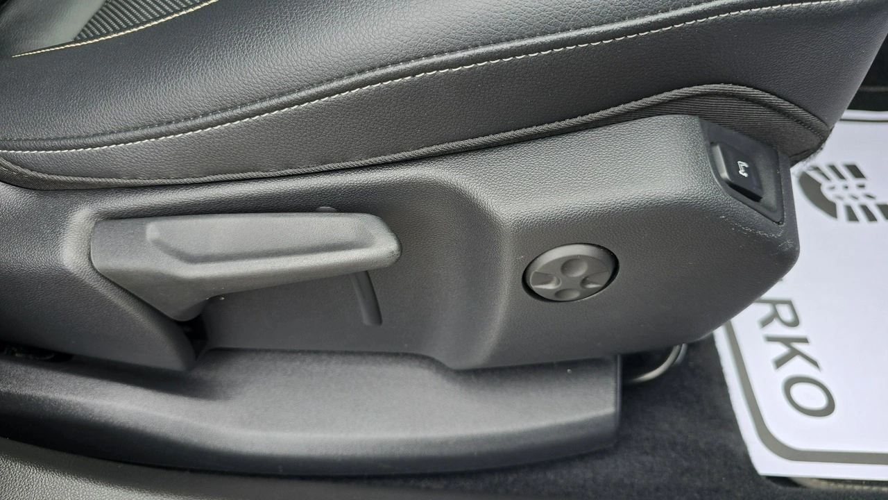 Opel Grandland X - Zdjęcie 26