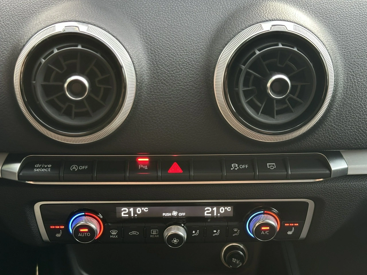 Audi A3 - Zdjęcie 30