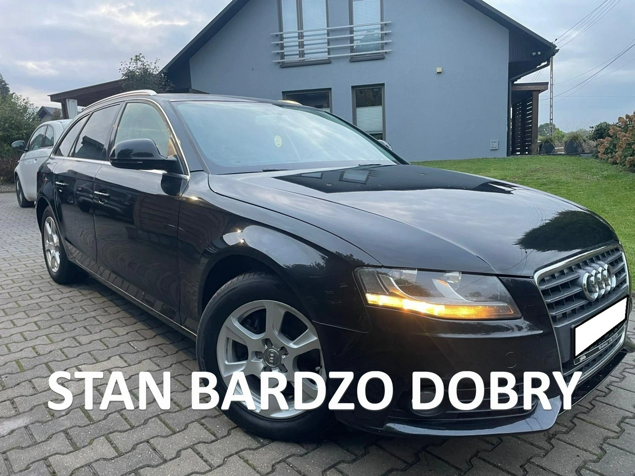 Audi A4 - Główne zdjęcie