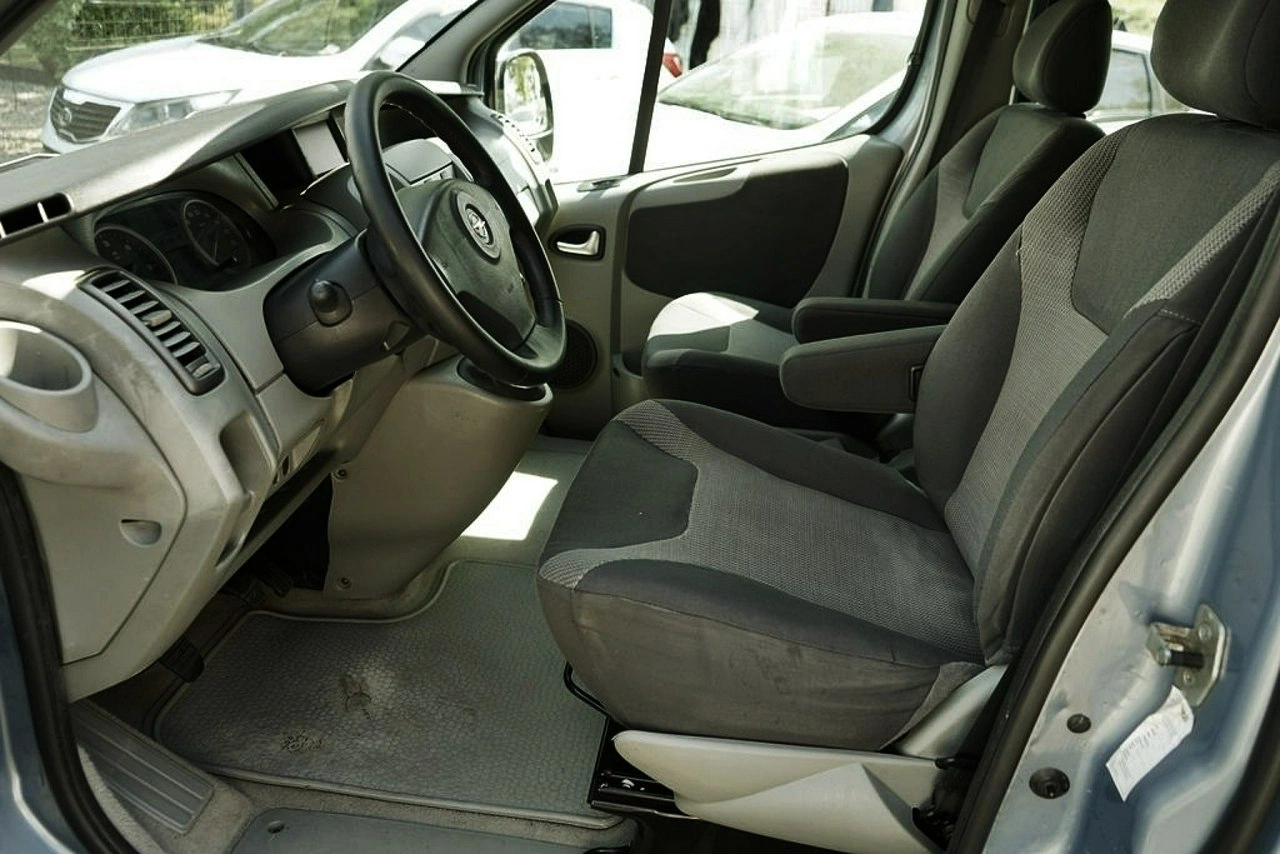 Opel Vivaro - Zdjęcie 13