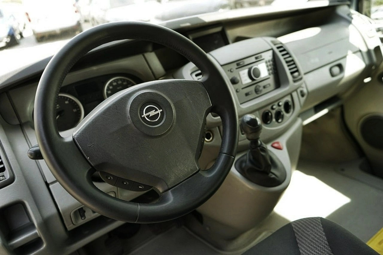 Opel Vivaro - Zdjęcie 21