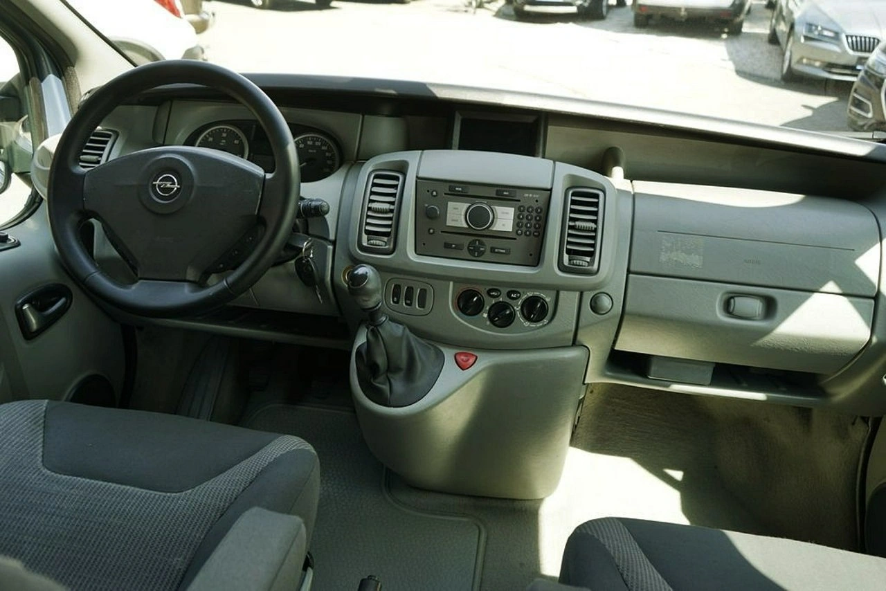 Opel Vivaro - Zdjęcie 22