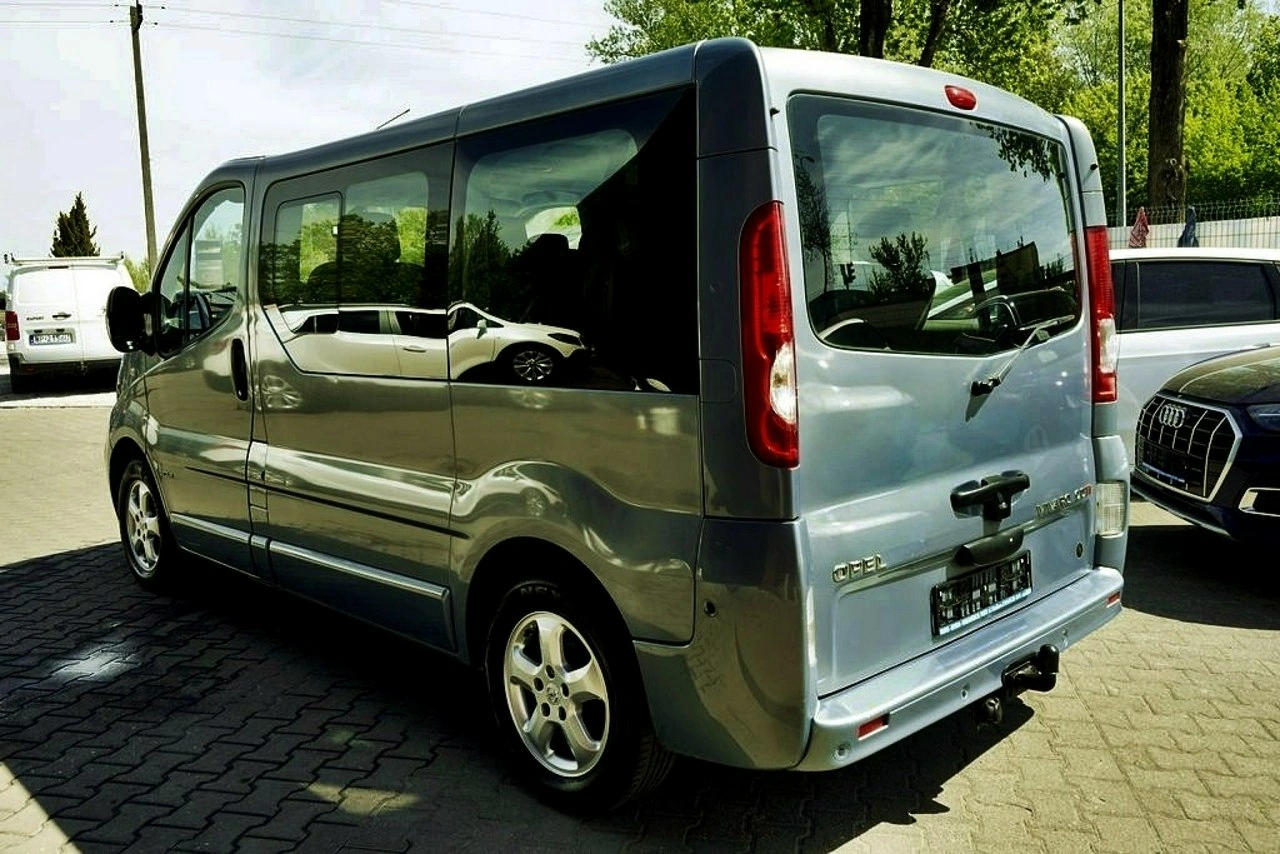 Opel Vivaro - Zdjęcie 2