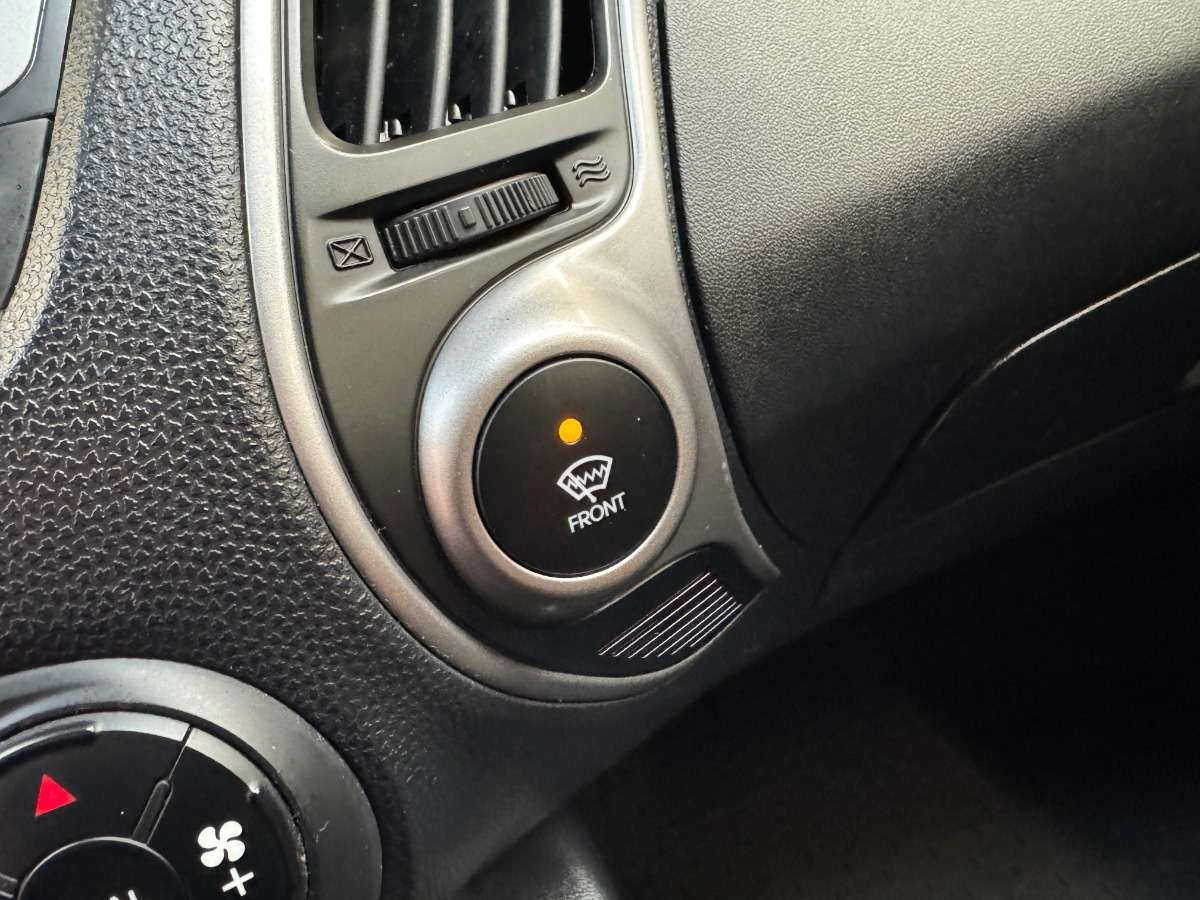 Hyundai ix35 - Zdjęcie 27