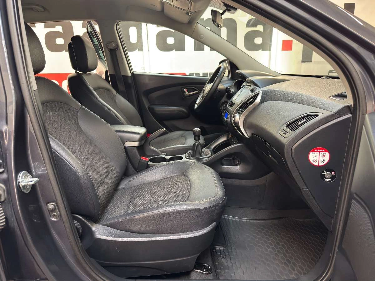 Hyundai ix35 - Zdjęcie 36