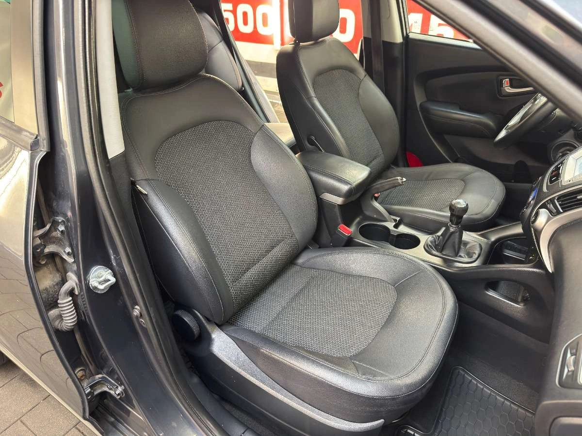 Hyundai ix35 - Zdjęcie 37