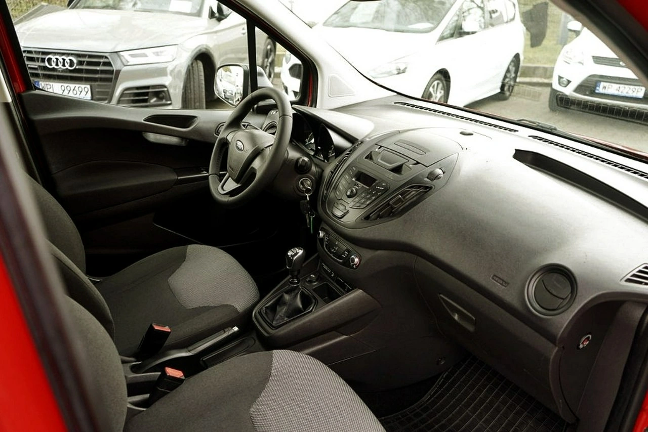 Ford Transit Courier - Zdjęcie 11