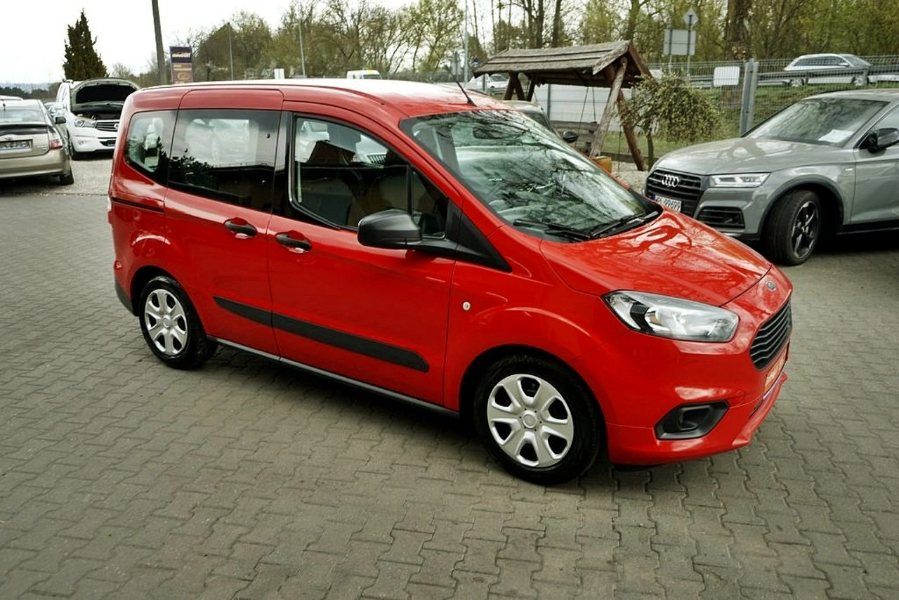 Ford Transit Courier - Zdjęcie 2