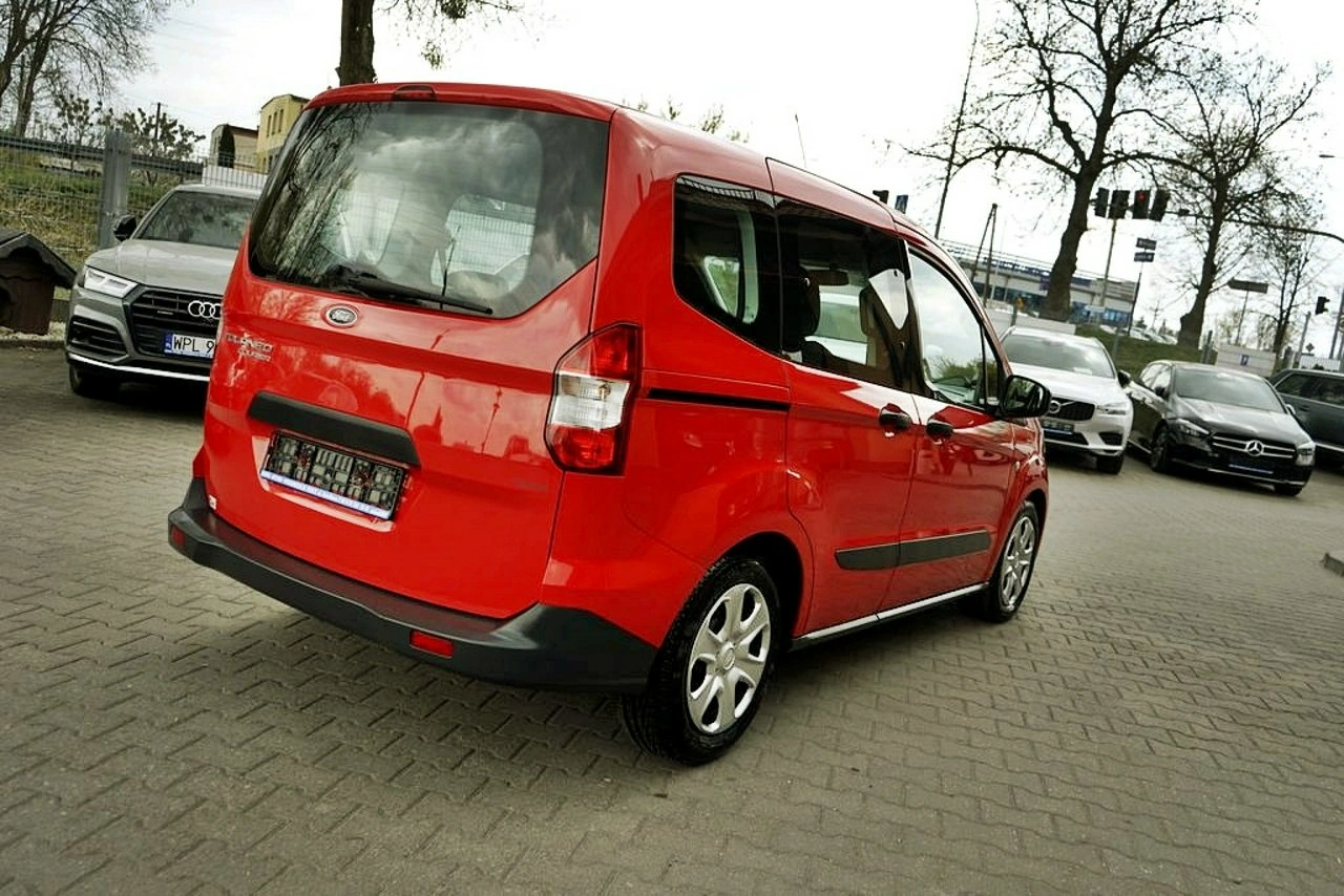 Ford Transit Courier - Zdjęcie 6