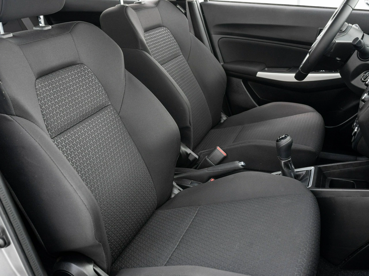 Suzuki Swift - Zdjęcie 18