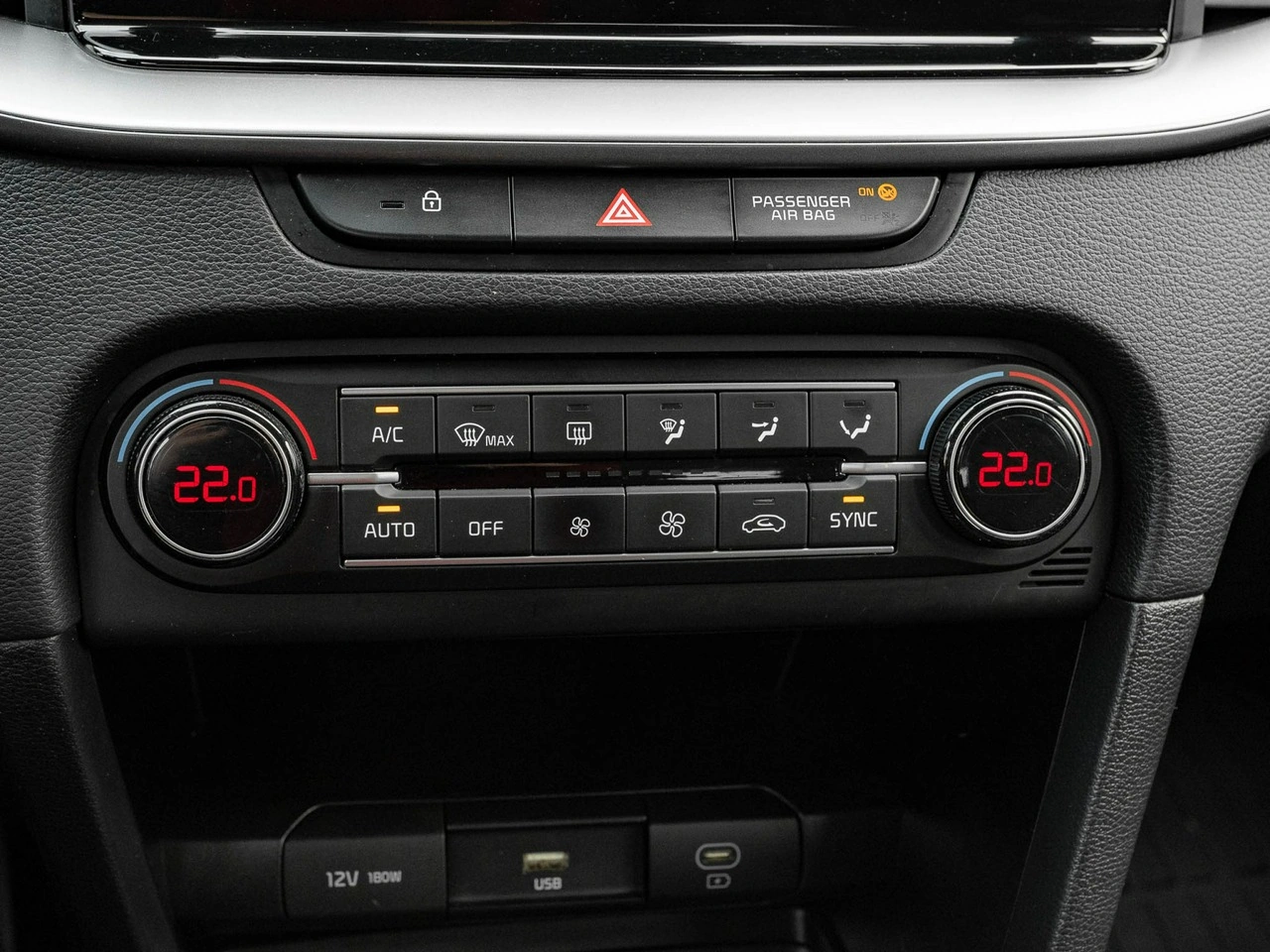 Kia Ceed - Zdjęcie 14