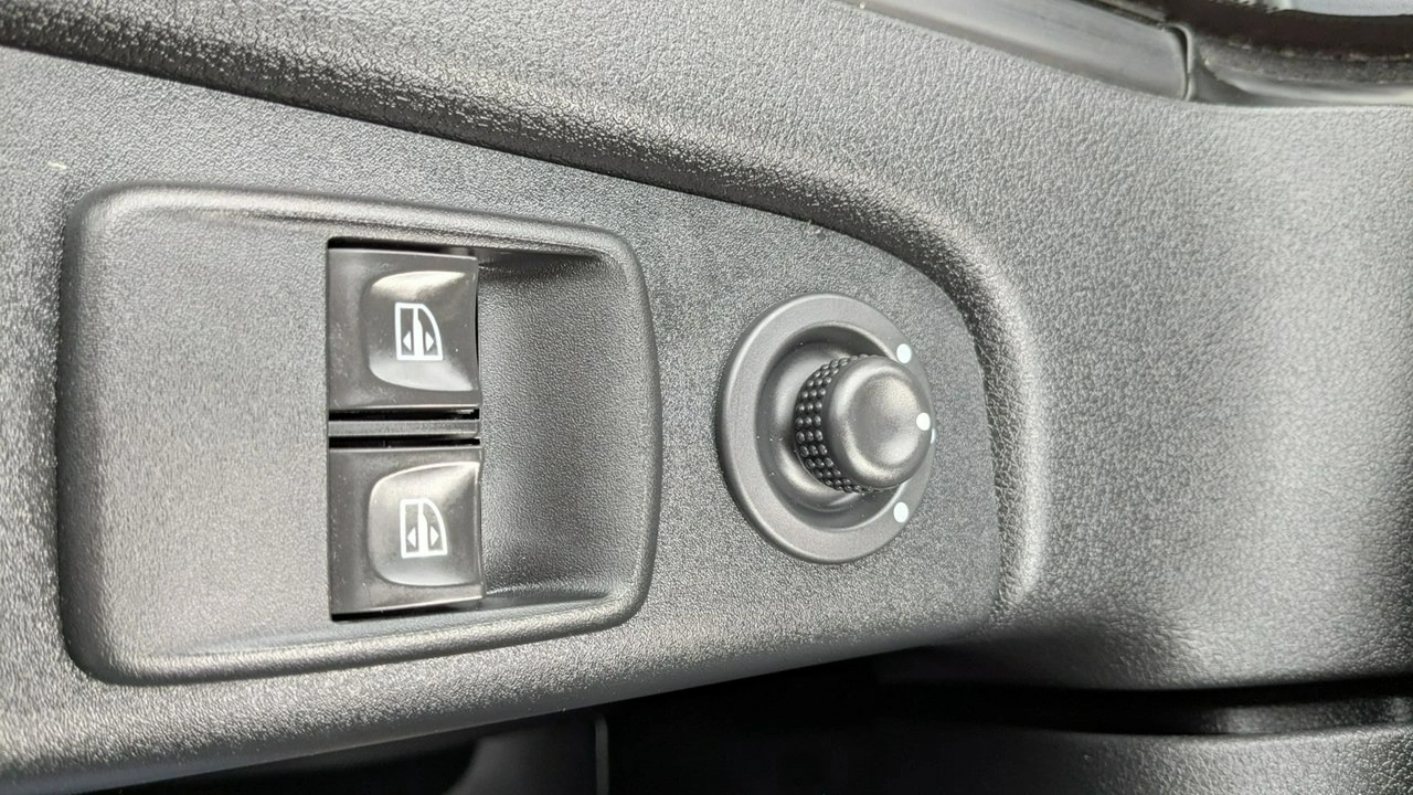 Opel Vivaro - Zdjęcie 26