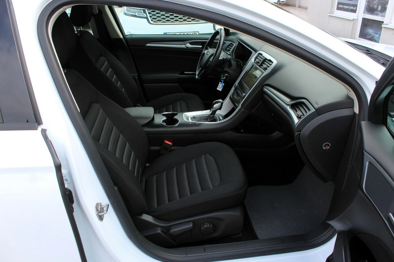 Ford Mondeo - Zdjęcie 8