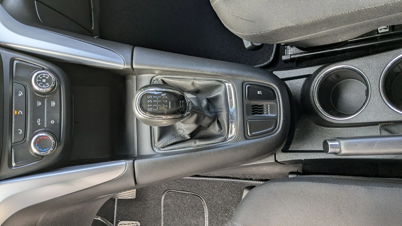 Opel Zafira - Zdjęcie 29