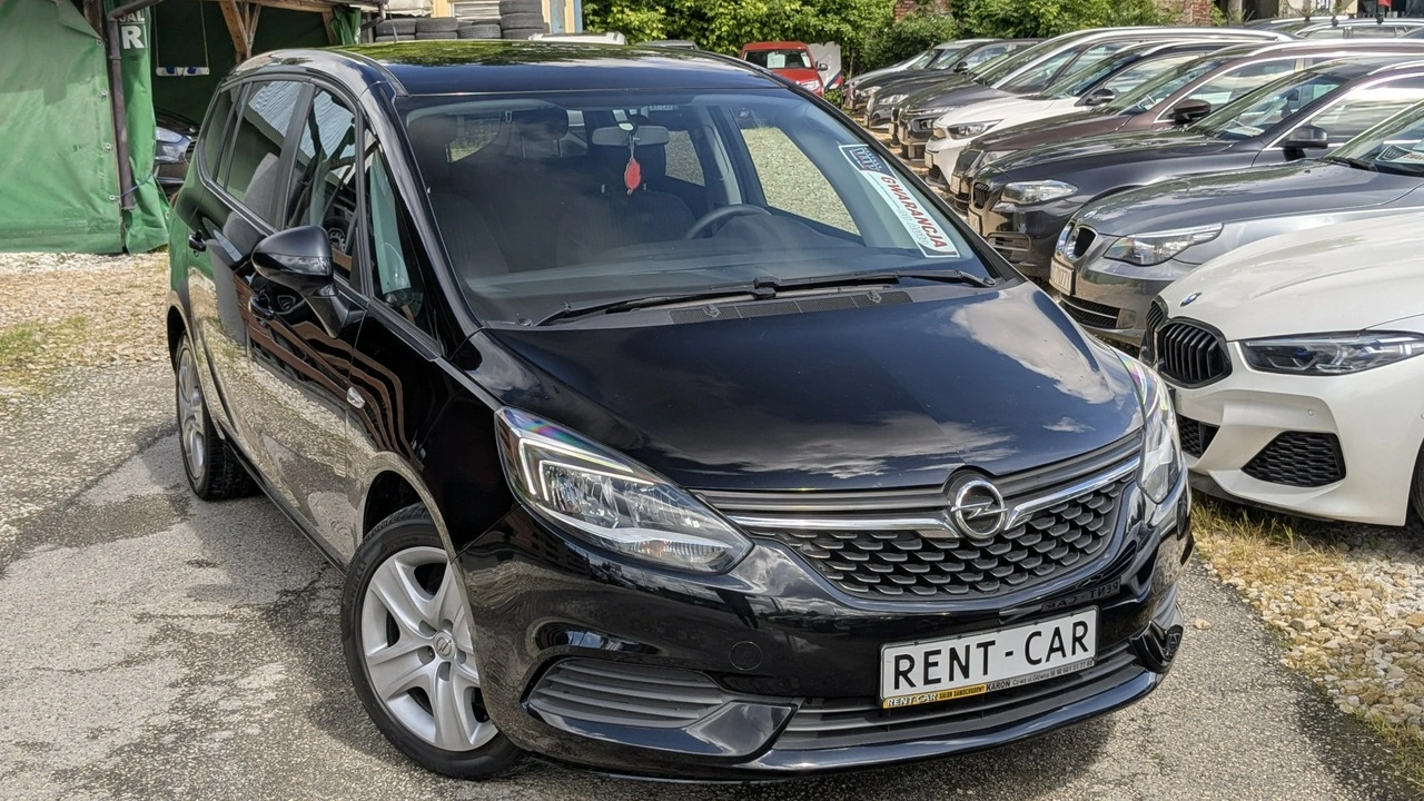 Opel Zafira - Zdjęcie 4