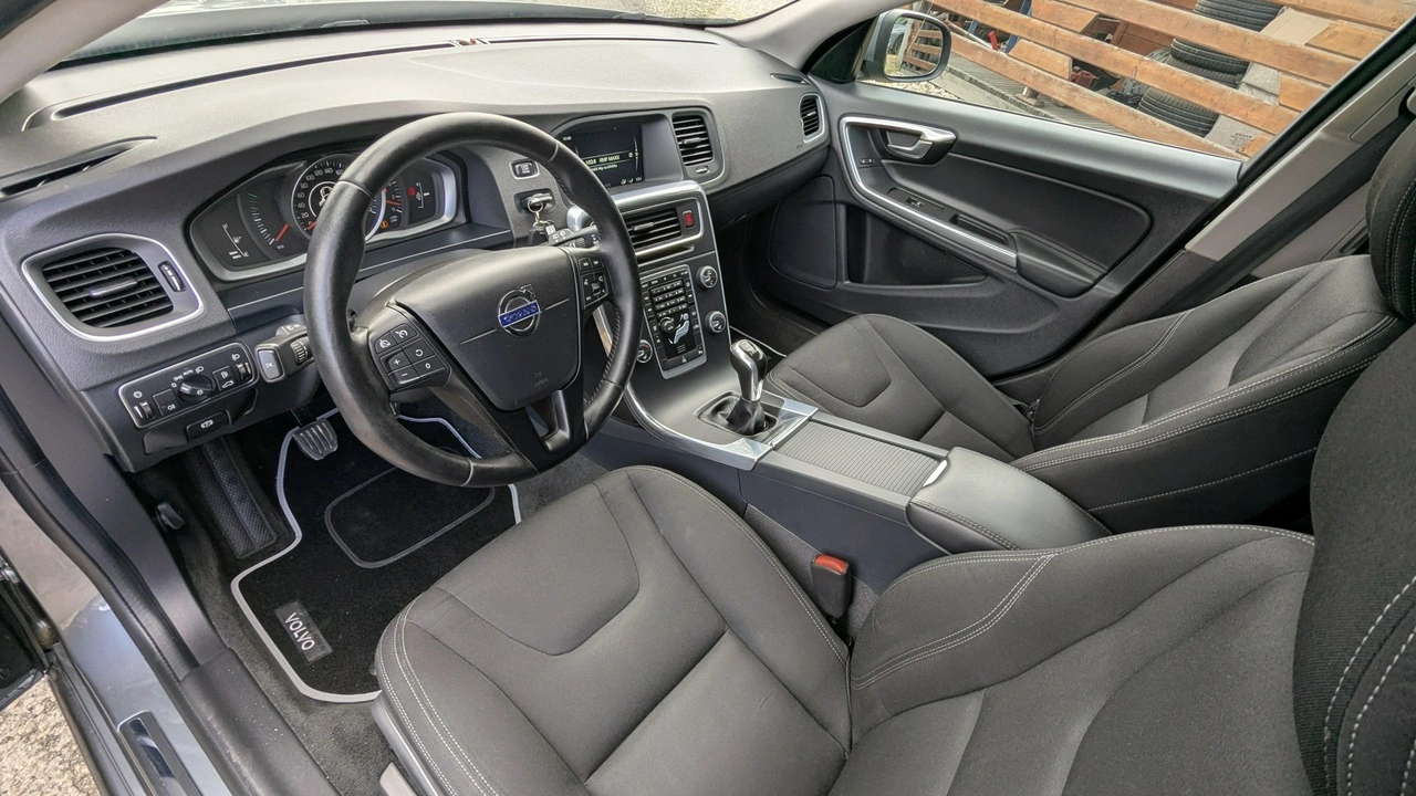 Volvo V60 - Zdjęcie 12