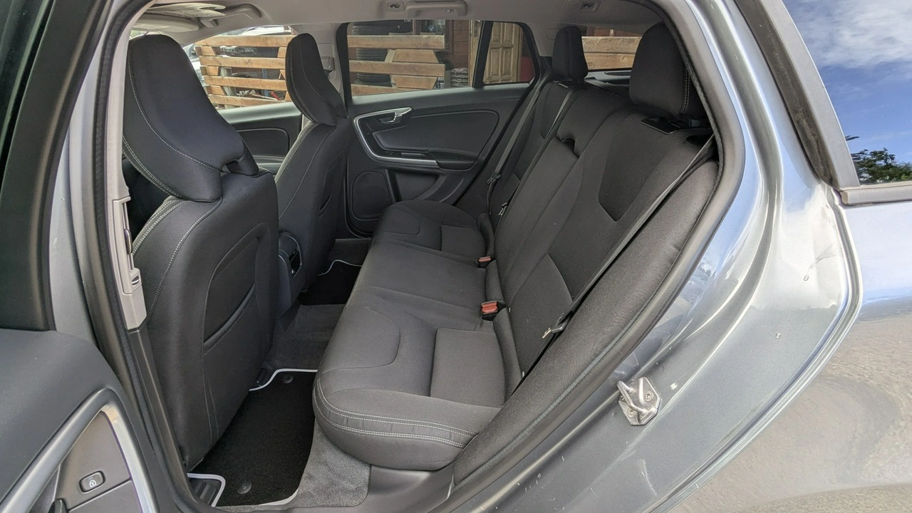 Volvo V60 - Zdjęcie 14