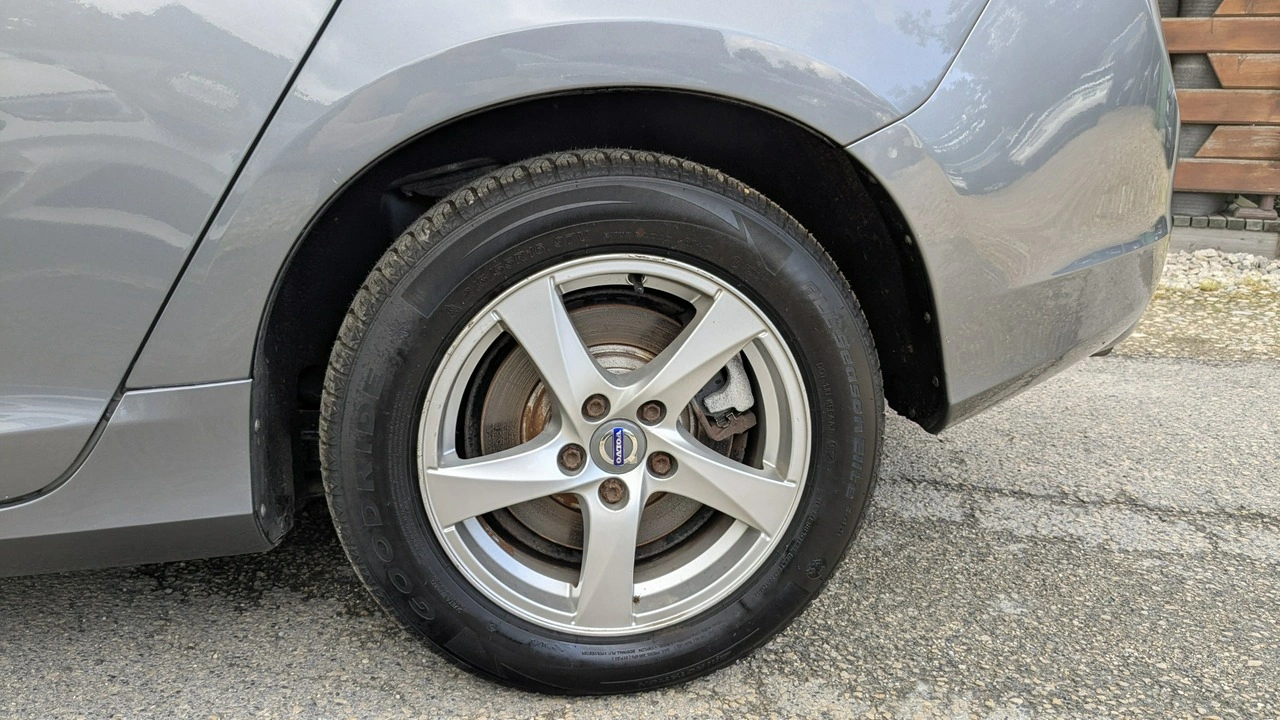 Volvo V60 - Zdjęcie 39