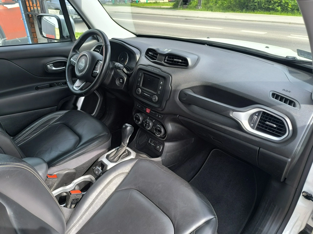 Jeep Renegade - Zdjęcie 24
