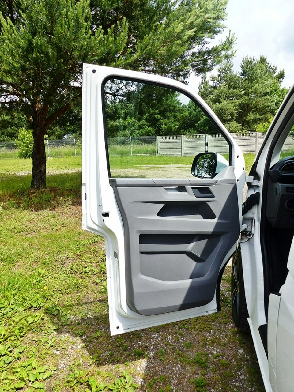Volkswagen Transporter - Zdjęcie 23