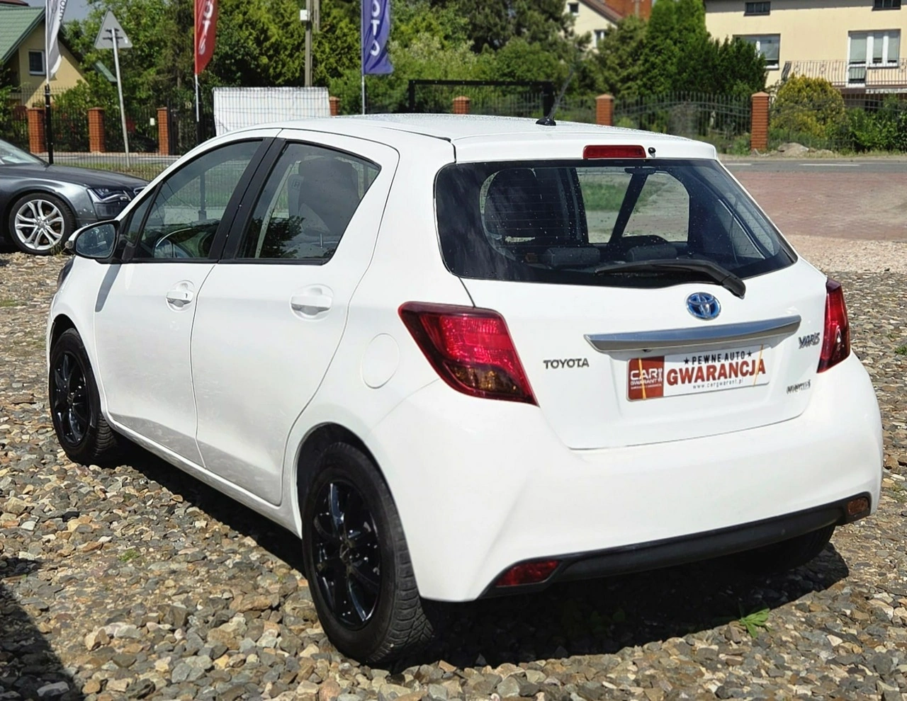 Toyota Yaris - Zdjęcie 4