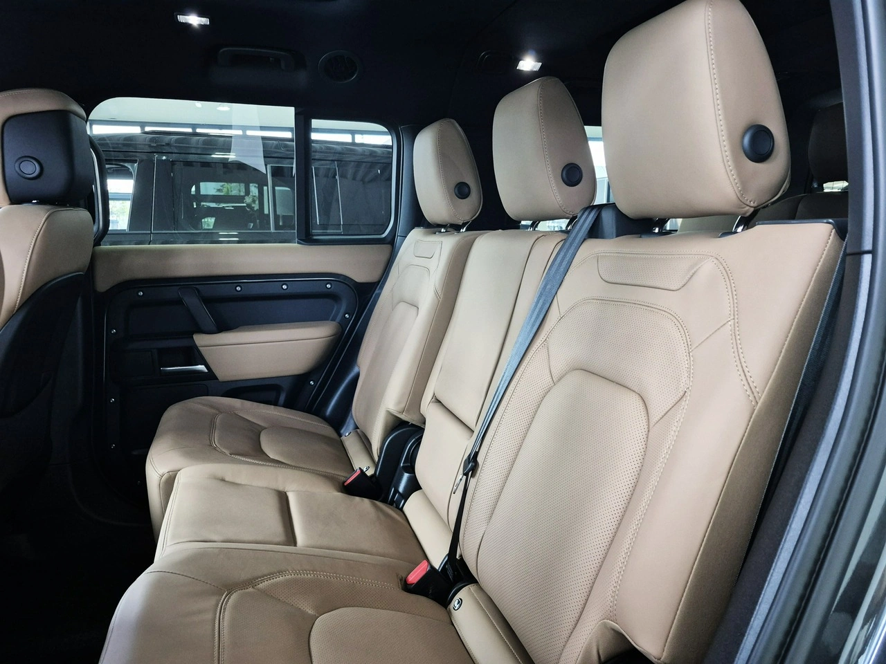 Land Rover Defender - Zdjęcie 15