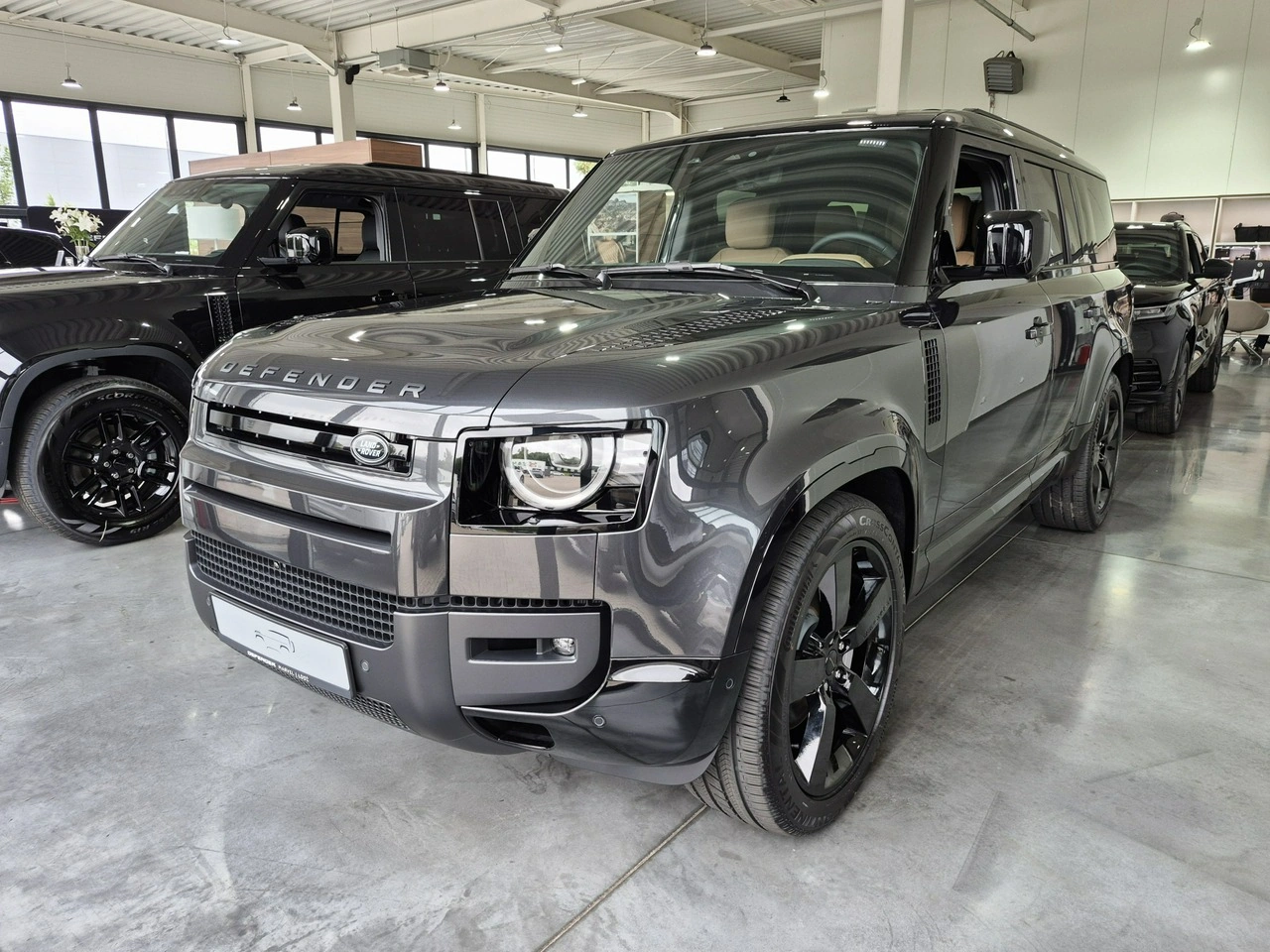 Land Rover Defender - Zdjęcie 1