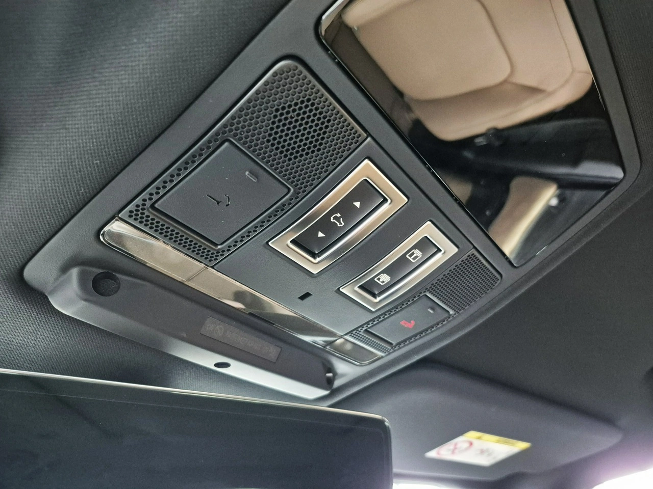 Land Rover Defender - Zdjęcie 28