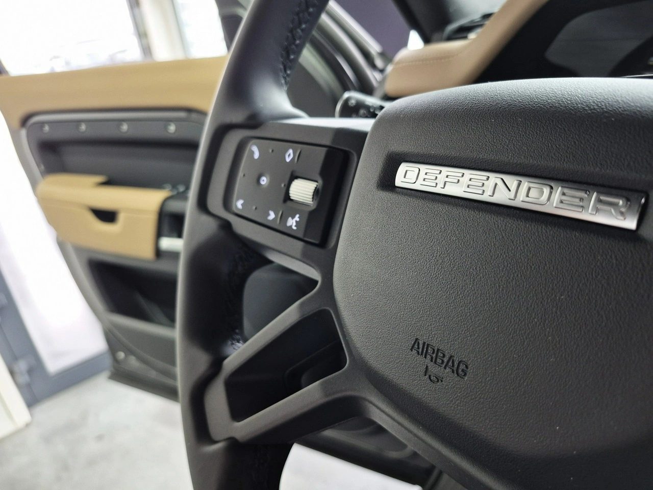 Land Rover Defender - Zdjęcie 31