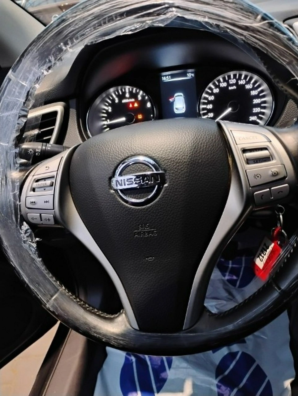 Nissan Qashqai - Zdjęcie 9