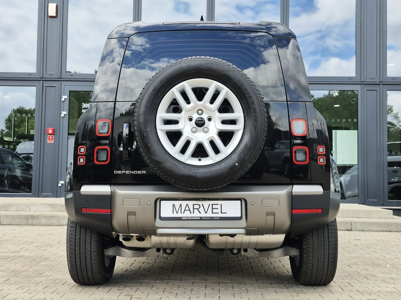 Land Rover Defender - Zdjęcie 10