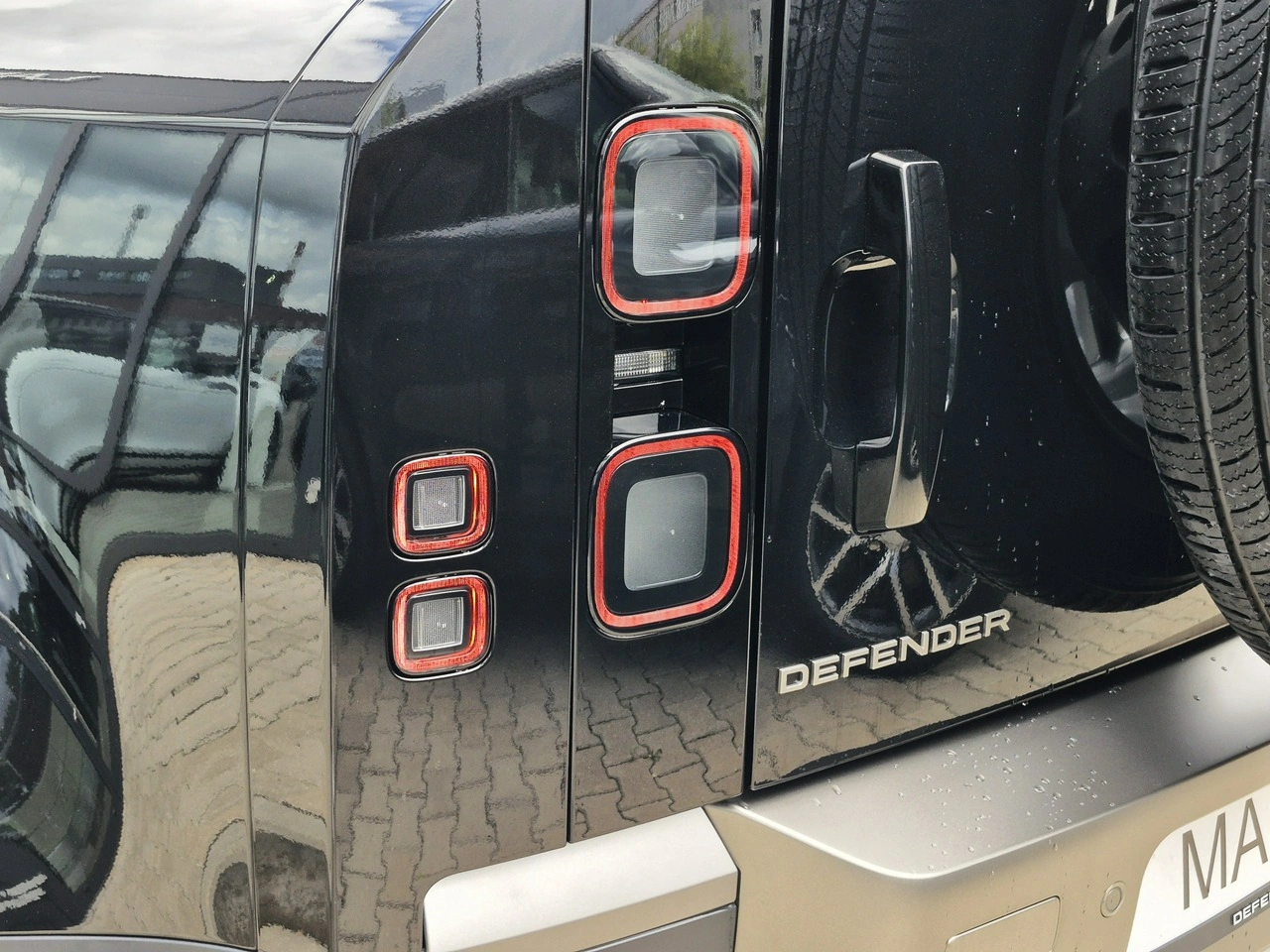 Land Rover Defender - Zdjęcie 13