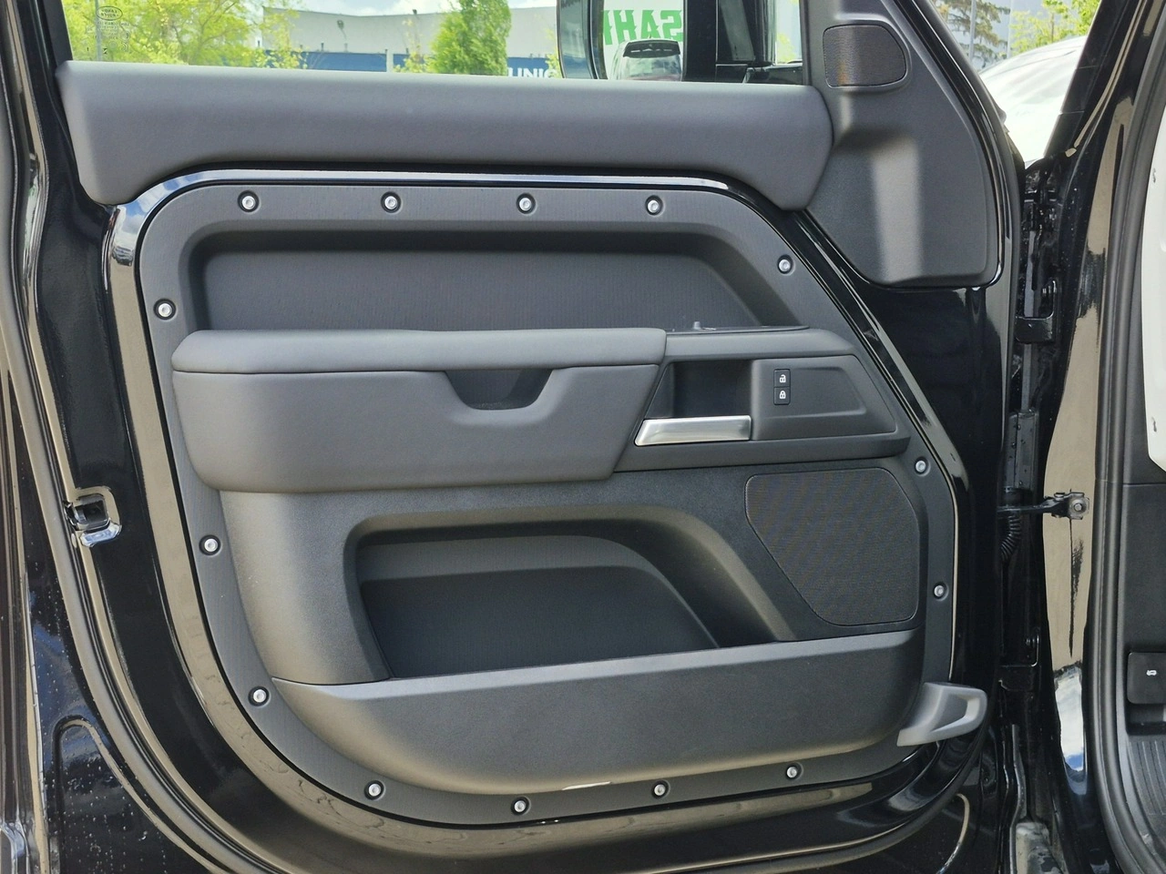 Land Rover Defender - Zdjęcie 16