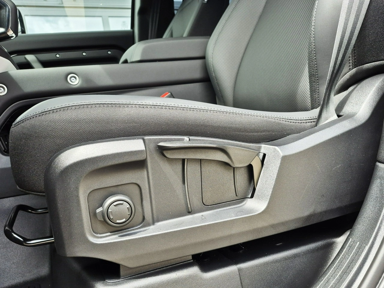 Land Rover Defender - Zdjęcie 20