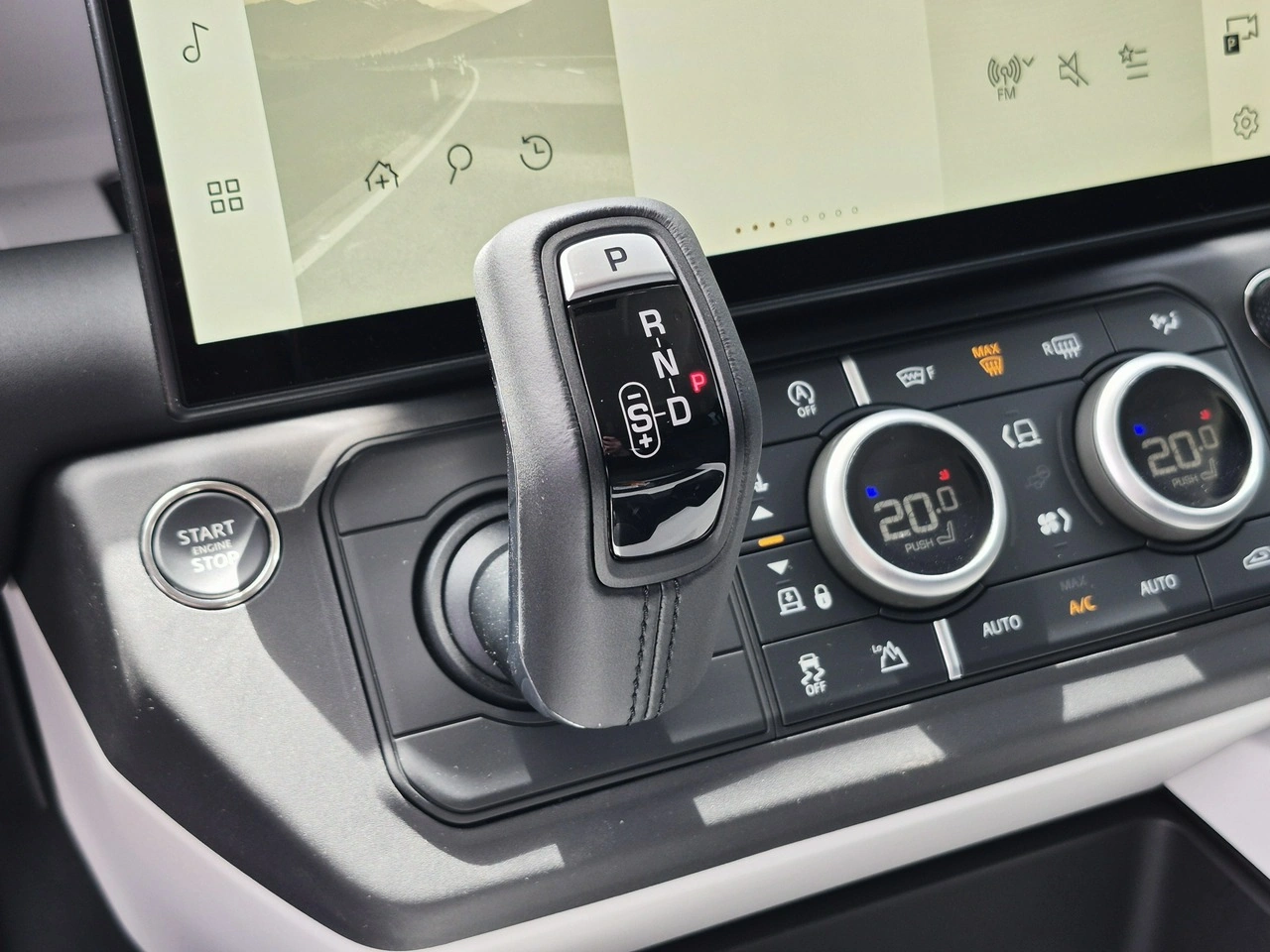 Land Rover Defender - Zdjęcie 32