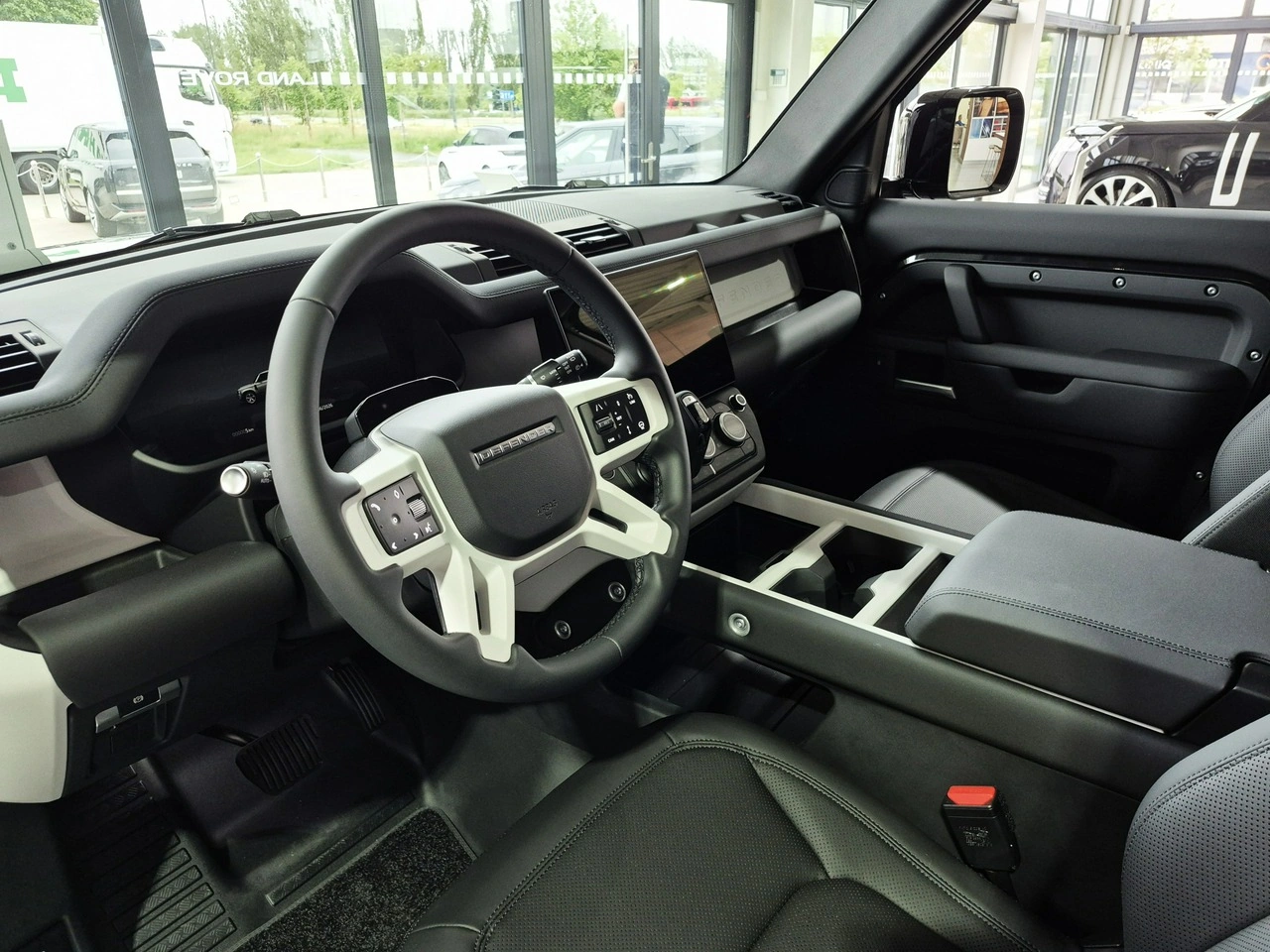 Land Rover Defender - Zdjęcie 11