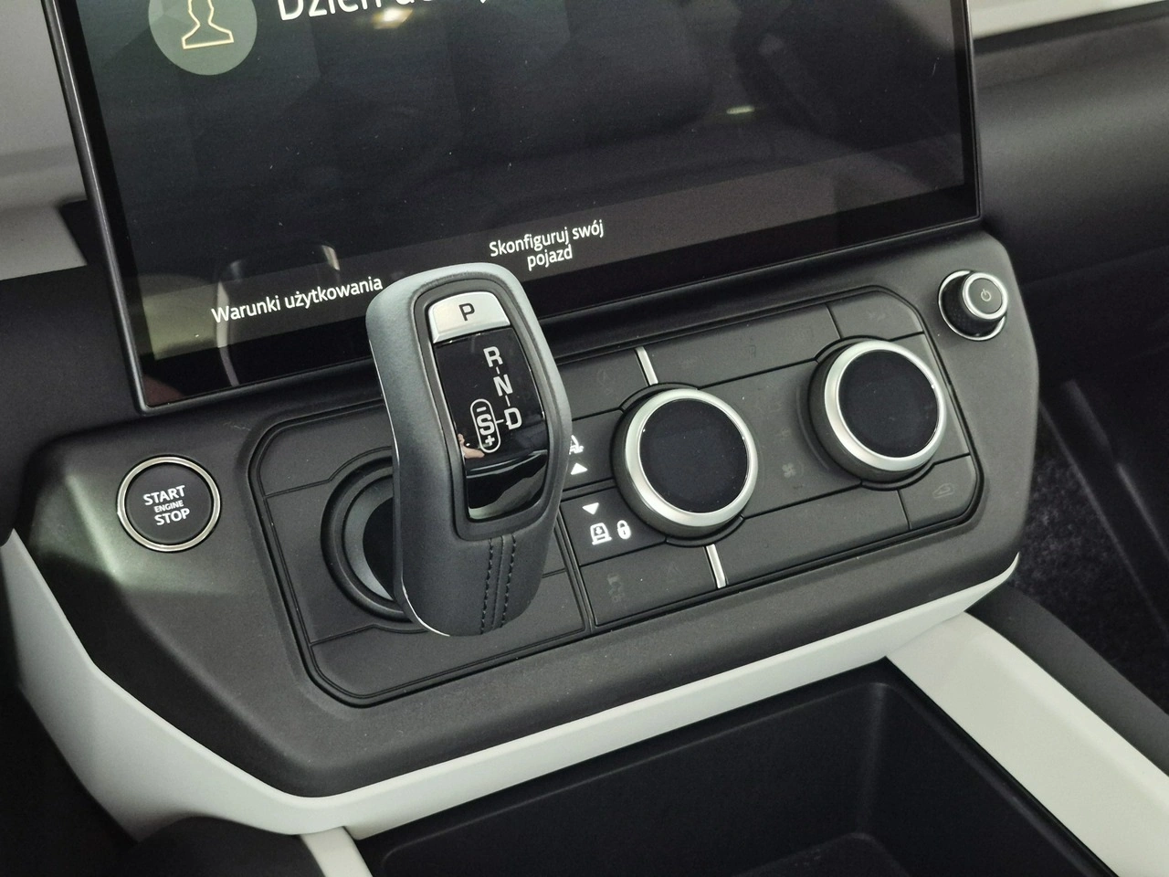 Land Rover Defender - Zdjęcie 25