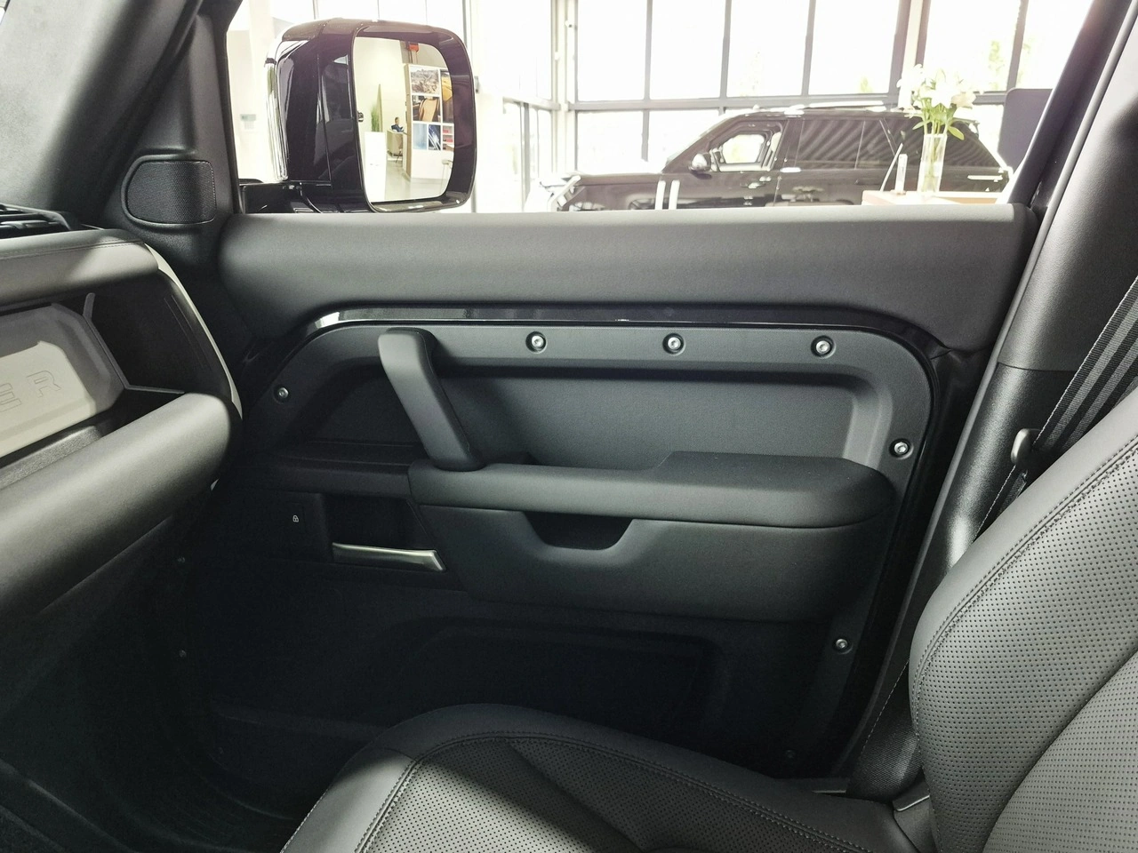 Land Rover Defender - Zdjęcie 28