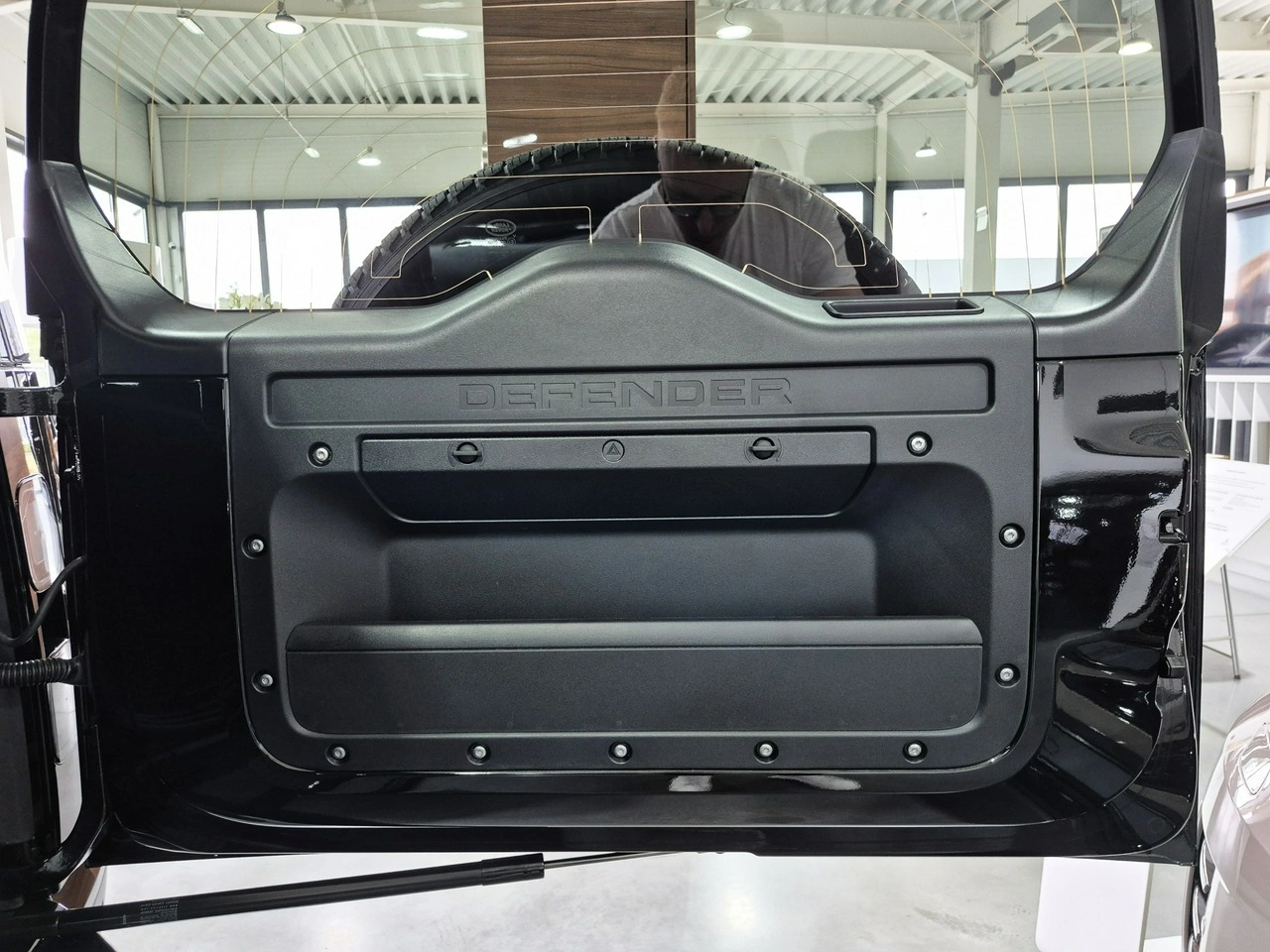 Land Rover Defender - Zdjęcie 33