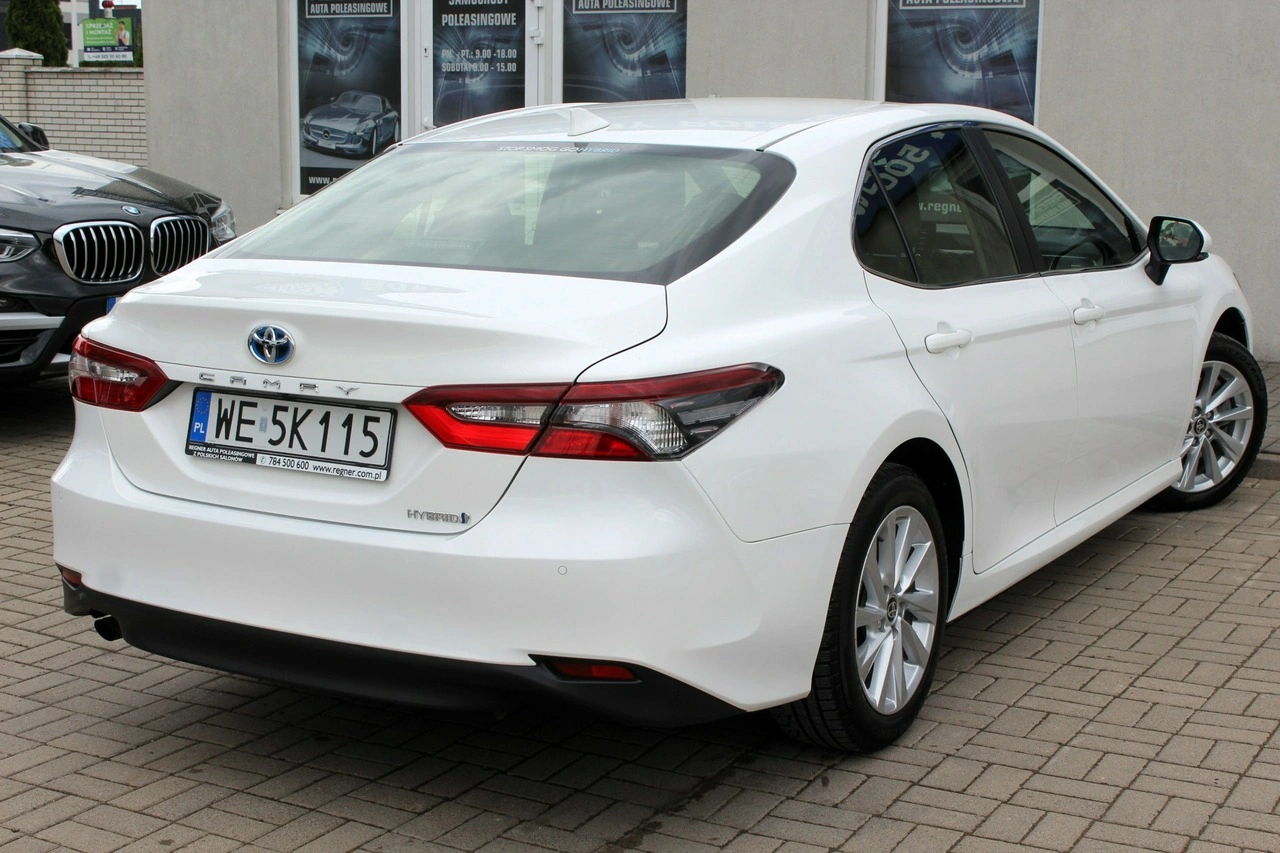 Toyota Camry - Zdjęcie 3